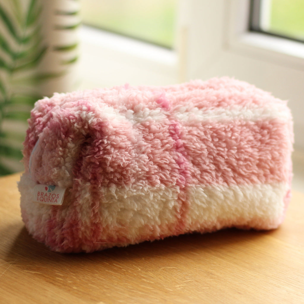 Sweetheart Pouch