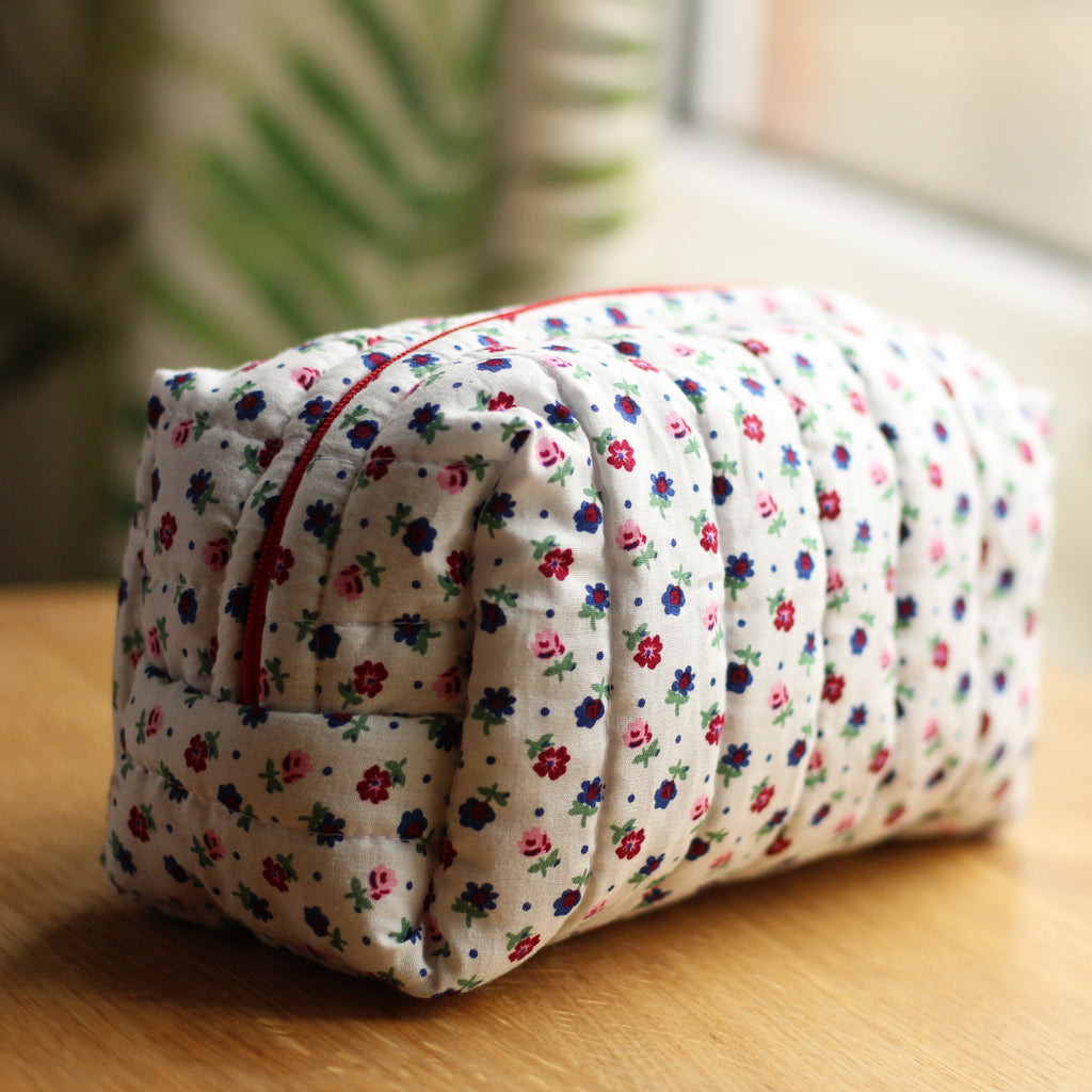 Lover’s Bloom Pouch